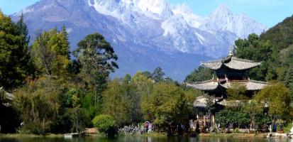 Jade dragon mountain